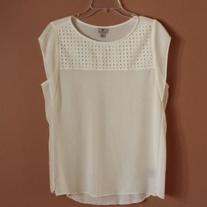 Elegant cap sleeved blouse in white EUC
